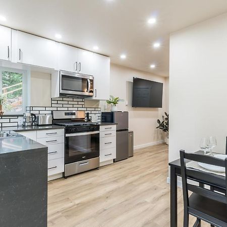 Beautiful Place With A Great Location, Free Parking, Wifi & Large Tv. Federal Way Zewnętrze zdjęcie