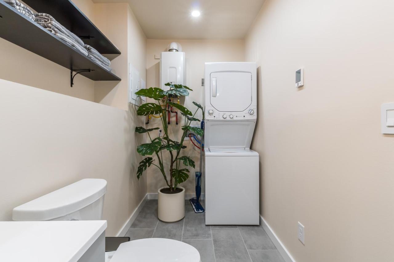 Beautiful Place With A Great Location, Free Parking, Wifi & Large Tv. Federal Way Zewnętrze zdjęcie
